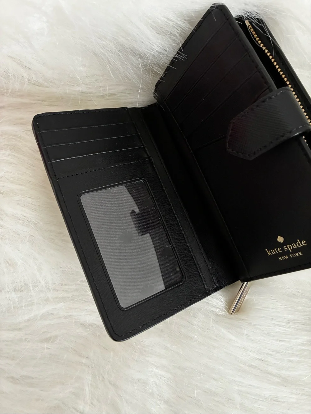 Kate Spade bifold wallet